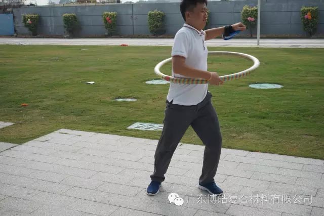 堅(jiān)韌不拔展雄風(fēng)，團(tuán)結(jié)協(xié)作顯氣魄--熱烈慶祝博皓首屆運(yùn)動(dòng)會(huì)隆重召開